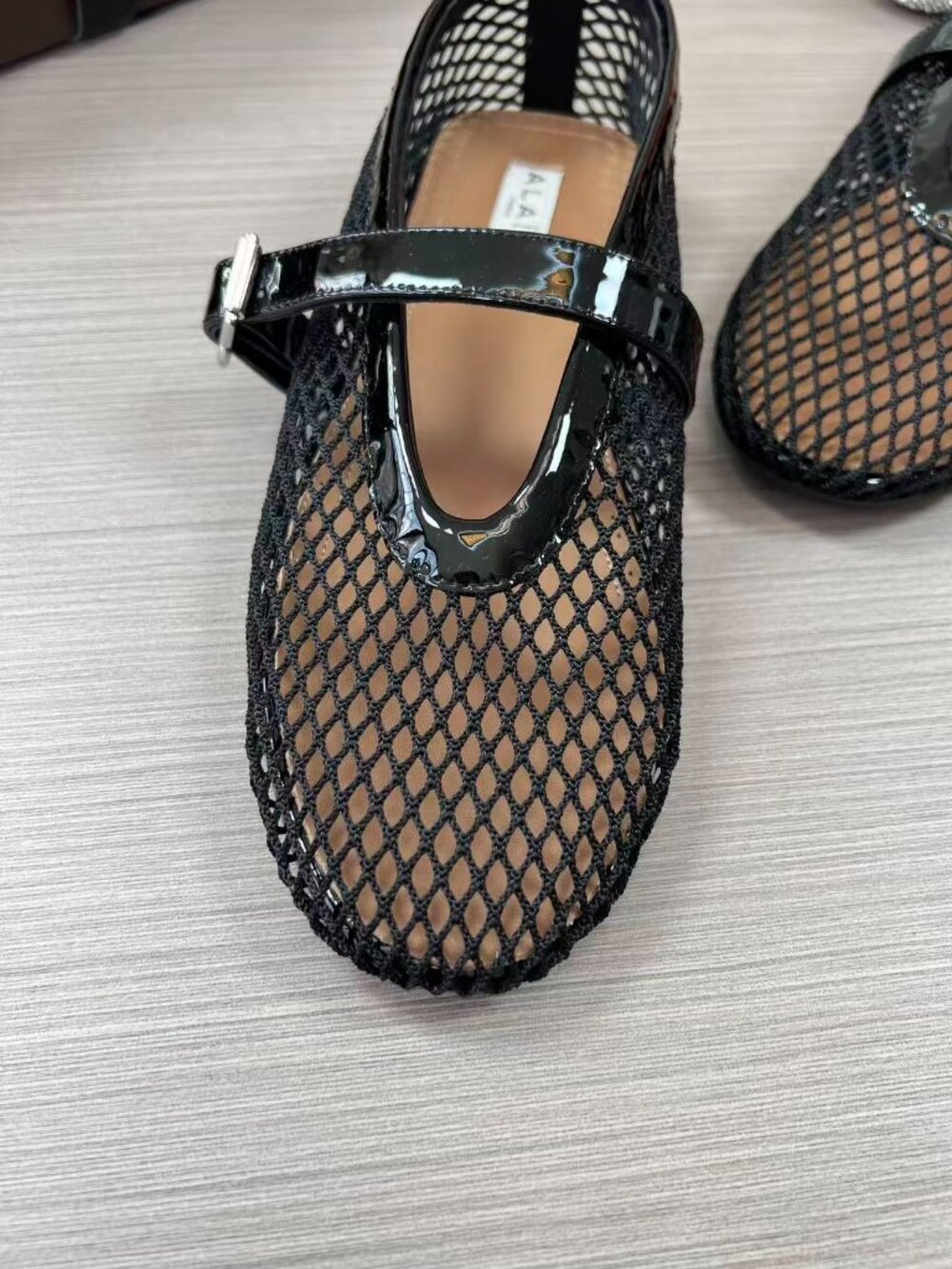 Alaia runway-style ballet flats - Picture 5 of 8